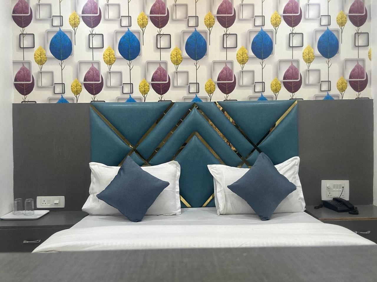 Hotel Season Ahmadabad Zewnętrze zdjęcie
