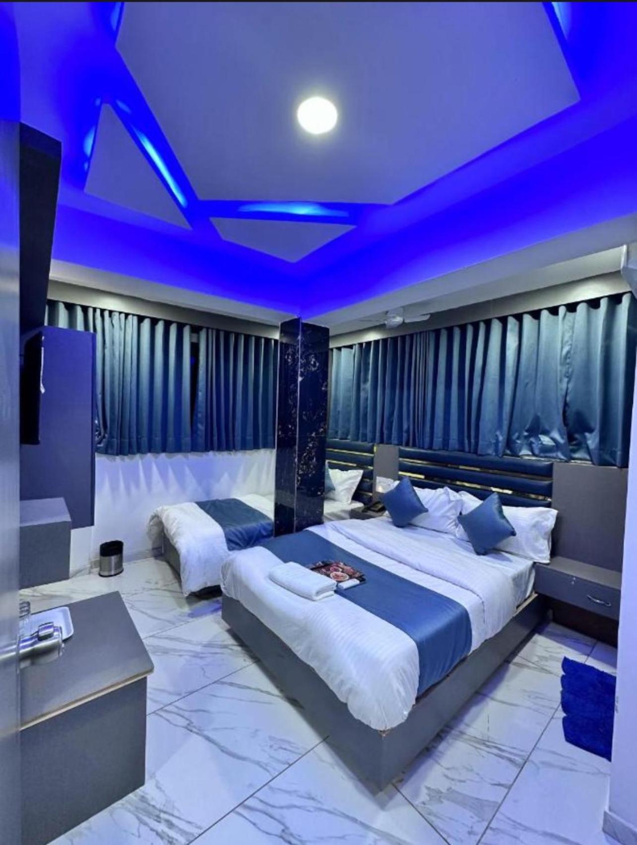 Hotel Season Ahmadabad Zewnętrze zdjęcie