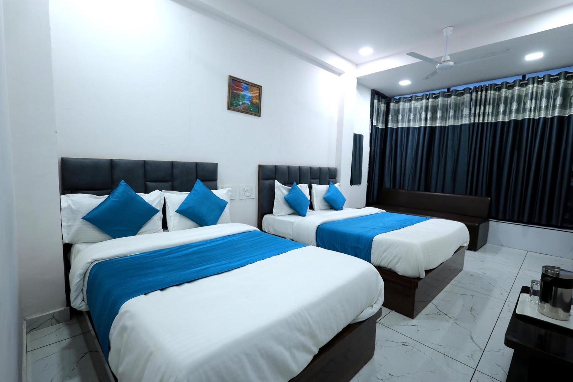 Hotel Season Ahmadabad Zewnętrze zdjęcie