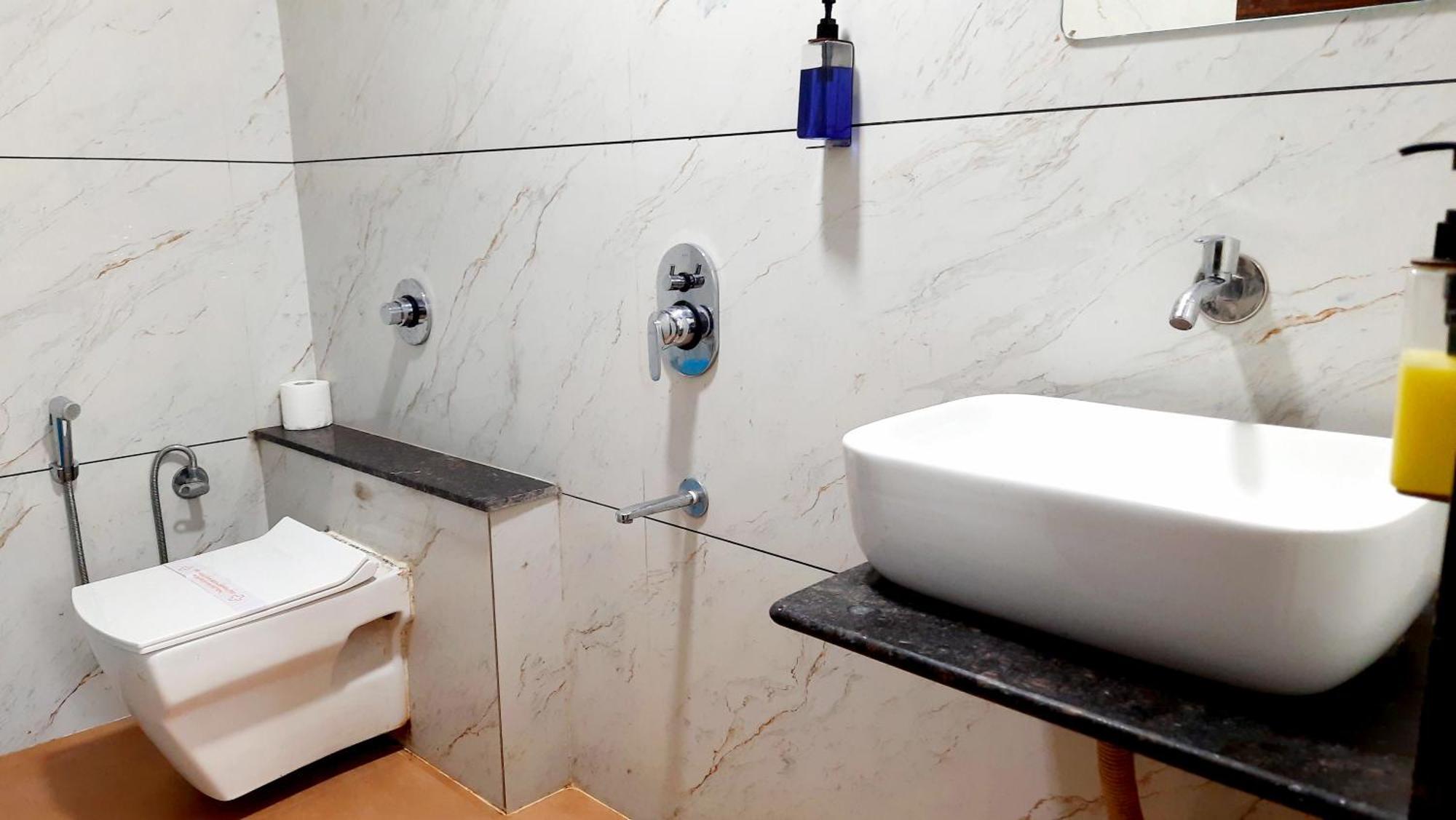 Hotel Season Ahmadabad Zewnętrze zdjęcie