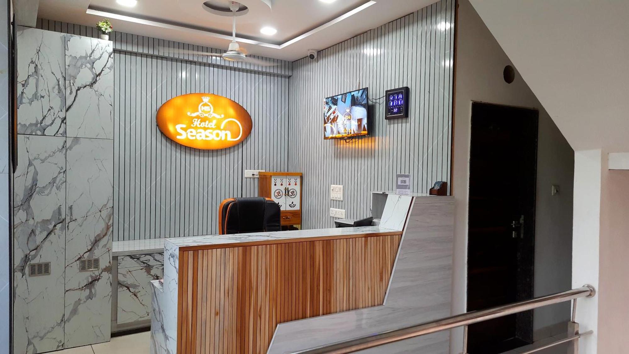 Hotel Season Ahmadabad Zewnętrze zdjęcie